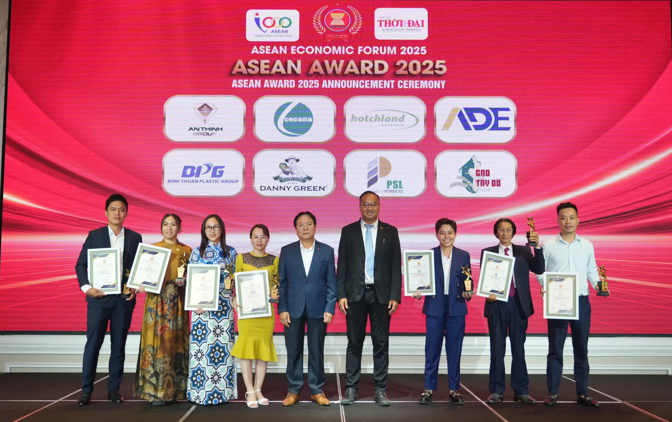 DANNYGREEN VINH DỰ NHẬN GIẢI THƯỞNG TOP 10 SẢN PHẨM DỊCH VỤ CHẤT LƯỢNG XANH ASEAN 2025