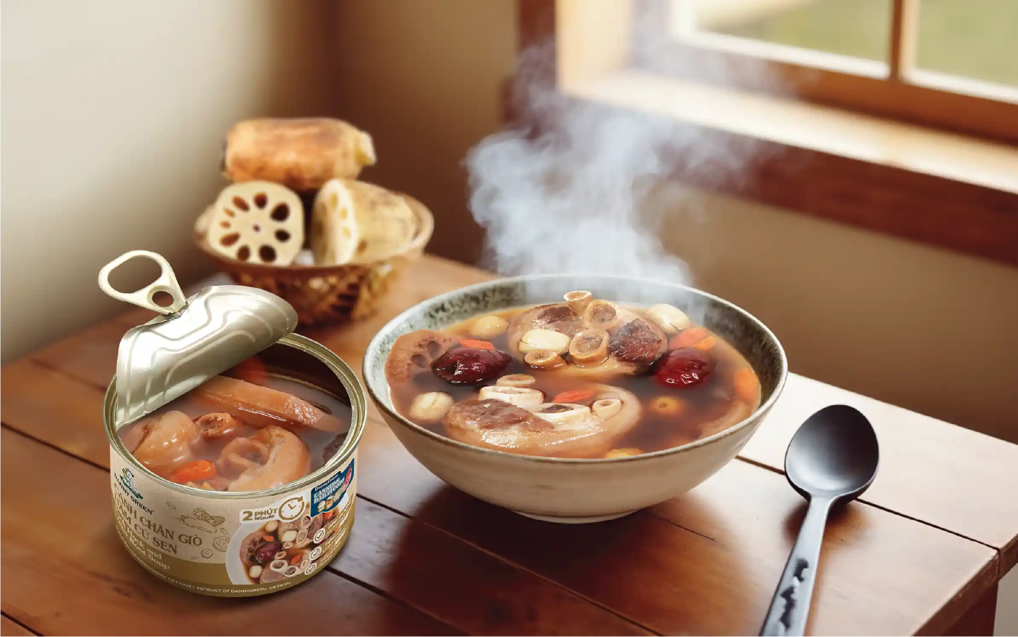 Canh Chân Giò Hầm Củ Sen DannyGreen